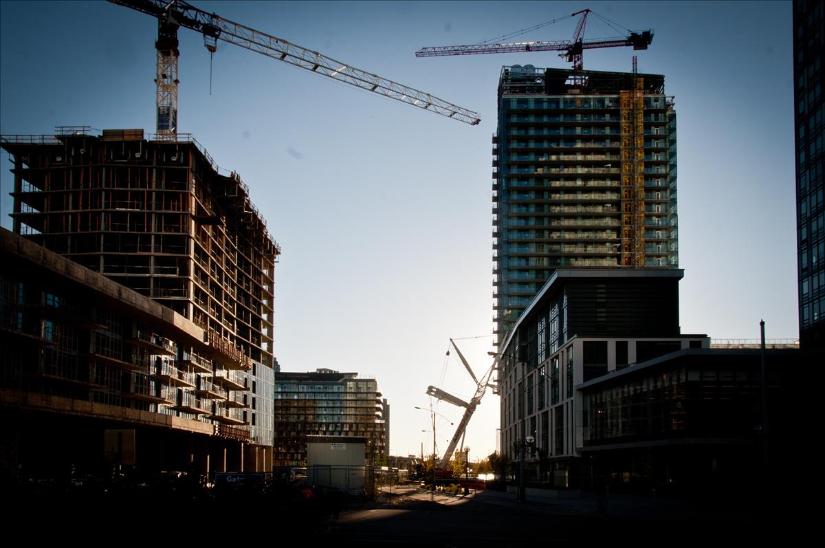 CMCH says Unstoppable condo sales put Toronto market at risk of overheating